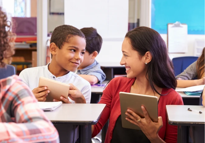 Students are chatting